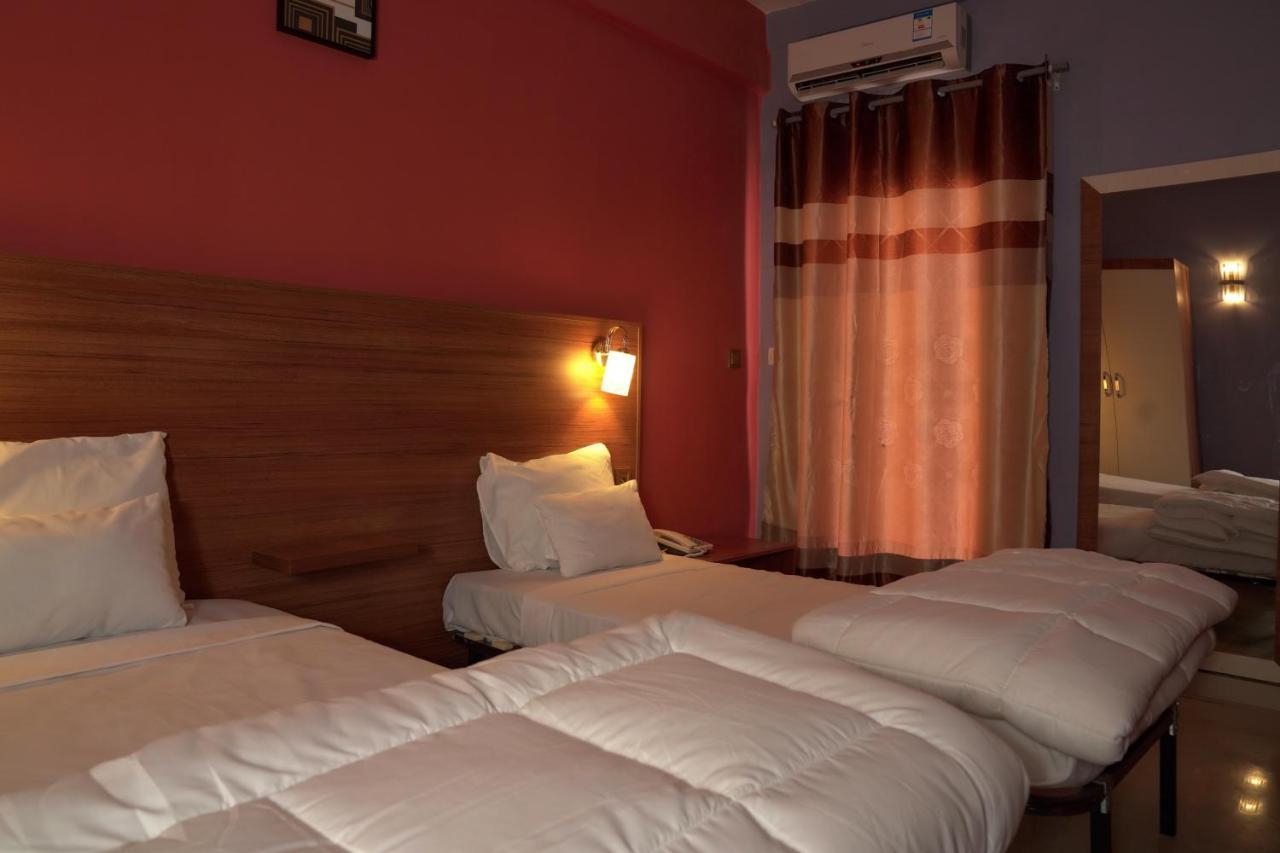 Dialali Hotel Nouakchott Eksteriør billede